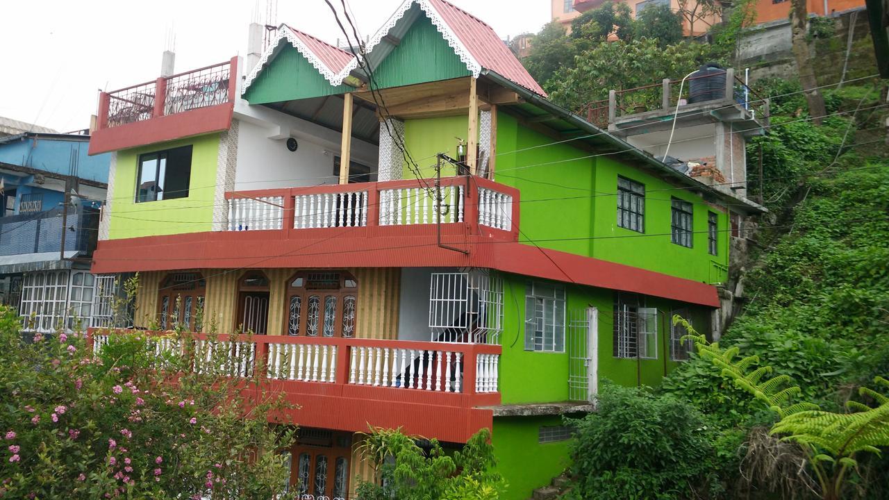 Family Homestay Kurseong Buitenkant foto